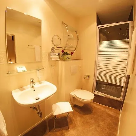 Ringhotel Lutherhotel Eisenacher Hof ホテル