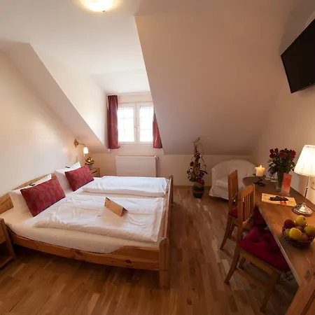 卢瑟霍泰尔埃森那彻苑环形酒店 艾森纳赫